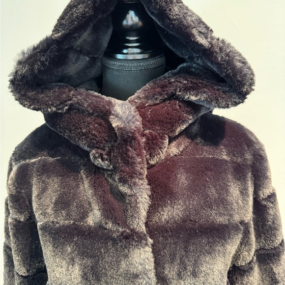 Kenneth Cole Black Faux Fur Coat Plush Soft Quilted Glam Jacket Size Small - Picture 4 of 9